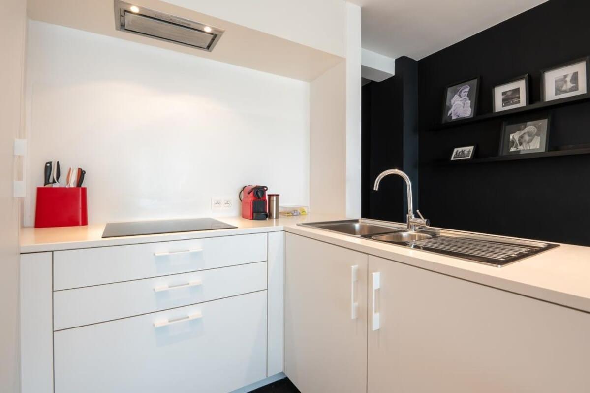 Eliza - Luxurious Apartment With Stunning Sea Views 奥斯滕德 外观 照片