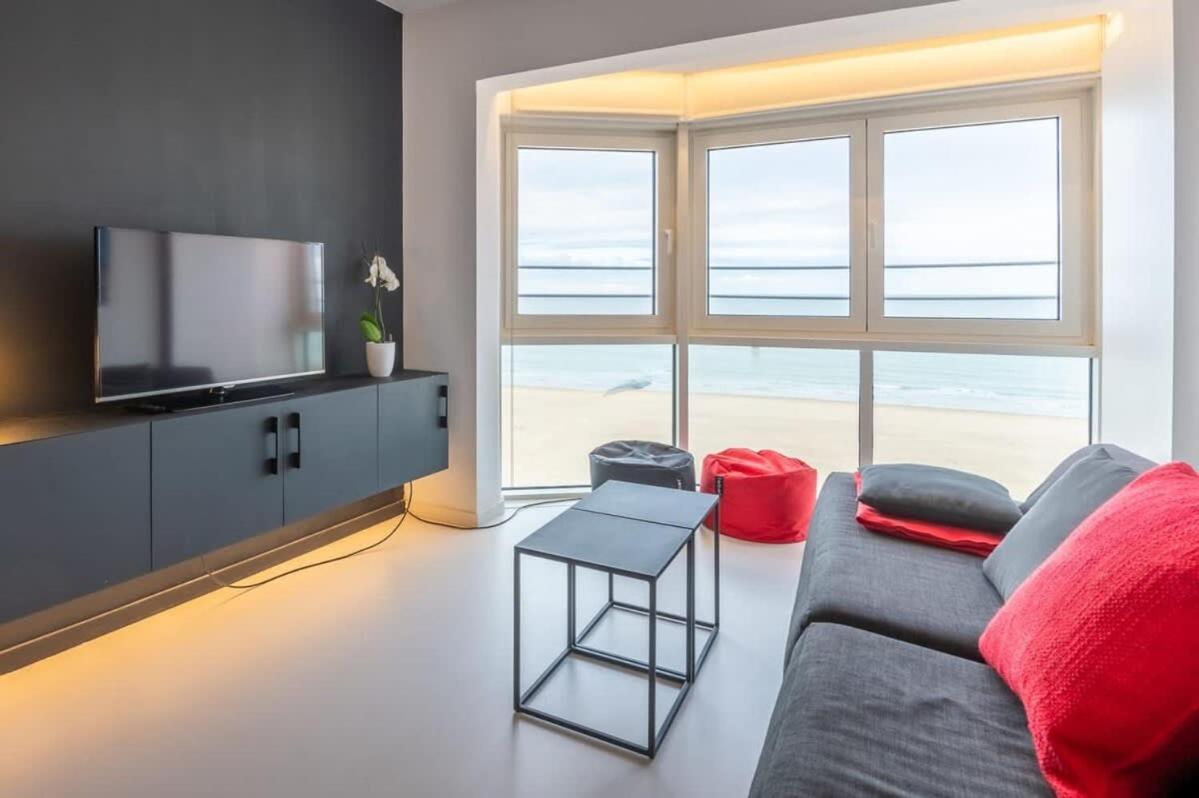 Eliza - Luxurious Apartment With Stunning Sea Views 奥斯滕德 外观 照片