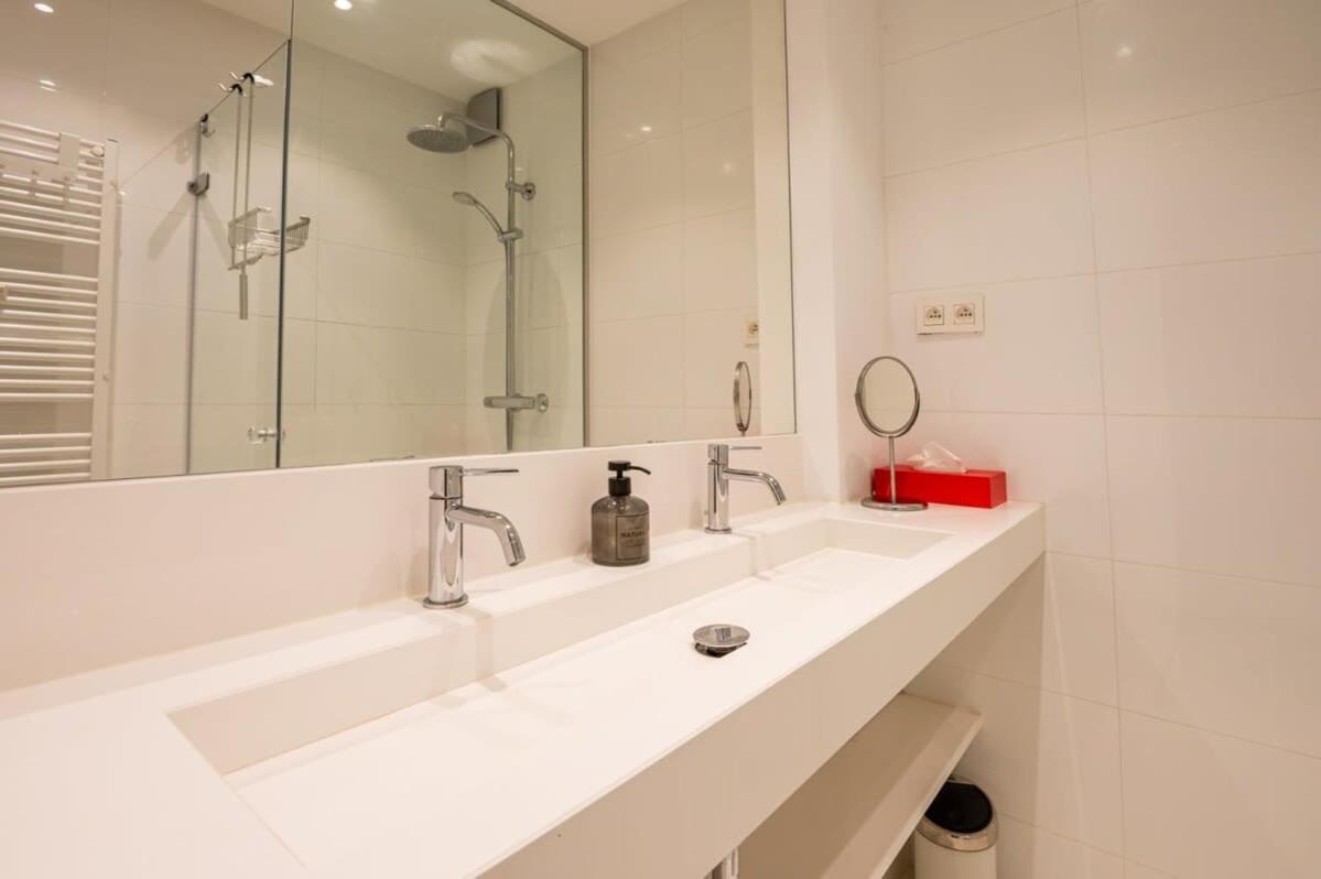Eliza - Luxurious Apartment With Stunning Sea Views 奥斯滕德 外观 照片
